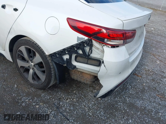 2016 Kia Optima SX Turbo z VIN 5XXGW4L20GG016368, wystawiony jako IAAI lot #42610152 z przebiegiem 165 525 mil mil oraz . Historia ofert i sprzedaży dostępna na DreamBid. Obrazek 6.