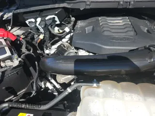 2022 Ford F-150 XL с VIN 1FTFW1E87NFC43046, выставлен на аукционе Copart как лот 87431825 с пробегом 26 579 миль миль и Списание • Salvage title. История ставок и продаж доступна на DreamBid. Изображение 14.