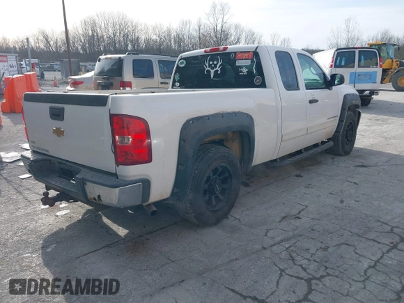 2007 Chevrolet Silverado 1500 1LT with VIN 2GCEK19J671724422, listed as a IAAI auction lot 41277843 with 111,802 mi miles and . Bid and sale history available at DreamBid. Image 4.