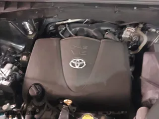 2017 Toyota Highlander XLE with VIN 5TDJZRFH1HS410312, listed as a IAAI auction lot 41729147 with 126,404 mi miles. Bid and sale history available at carsss.com. Image 10.