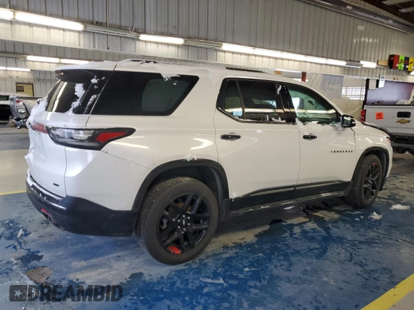 2020 Chevrolet Traverse Premier with VIN 1GNEVKKW0LJ181739, listed as a Copart auction lot 87262924 with 138,032 mi miles and Salvage Title. Bid and sale history available at carsss.com. Image 3.