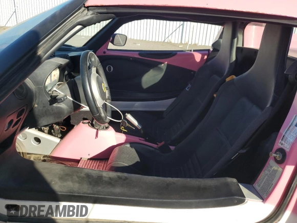 2005 Lotus Elise z VIN SCCPC11195HL31587, wystawiony jako Copart lot #81797304 z przebiegiem 7094 mil mil oraz Tytuł czysty. Historia ofert i sprzedaży dostępna na DreamBid. Obrazek 7.