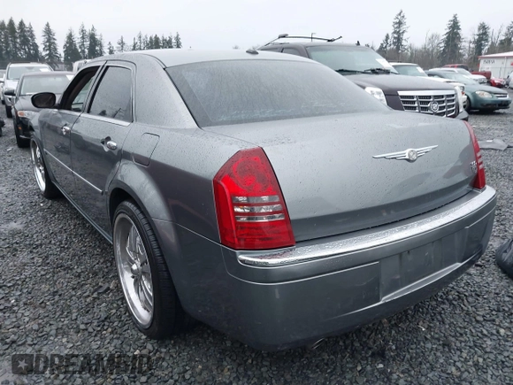 2006 Chrysler 300 C with VIN 2C3KA63H06H286676, listed as a IAAI auction lot 41231230 with 134,565 mi miles. Bid and sale history available at carsss.com. Image 3.
