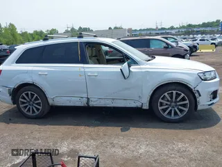 2017 Audi Q7 Prestige с VIN WA1VABF77HD030761, выставлен на аукционе IAAI как лот 42459623 с пробегом 87 068 миль миль и . История ставок и продаж доступна на DreamBid. Изображение 6.