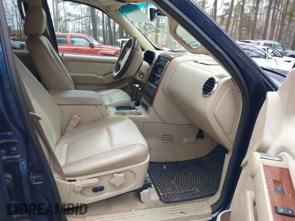 2006 Ford Explorer Eddie Bauer with VIN 1FMEU64816UA57673, listed as a IAAI auction lot 41732011 with 163,591 mi miles and . Bid and sale history available at DreamBid. Image 5.