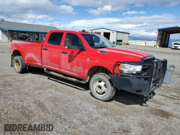 2021 Ram 3500 Tradesman with VIN 3C63RRGL0MG565753, listed as a Copart auction lot 43381555 with 117,784 mi miles and Salvage Title. Bid and sale history available at carsss.com. Image 4.