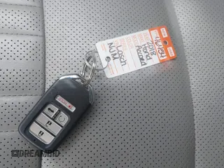 2018 Honda Accord EX-L z VIN 1HGCV1F54JA121134, wystawiony jako IAAI lot #42226157 z przebiegiem 50 888 mil mil oraz . Historia ofert i sprzedaży dostępna na DreamBid. Obrazek 11.