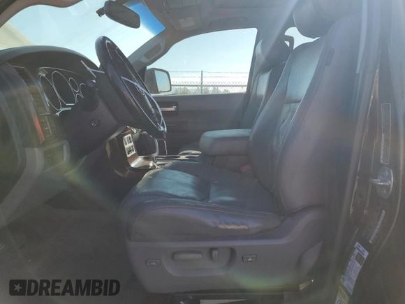 2008 Toyota Sequoia Platinum with VIN 5TDZY67A48S011450, listed as a Copart auction lot 70909604 with 238,985 mi miles and Salvage Title. Bid and sale history available at carsss.com. Image 7.