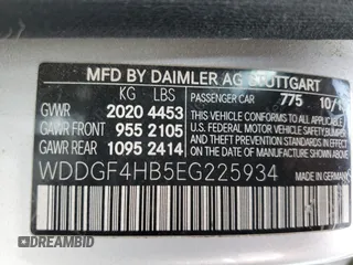 2014 Mercedes-Benz C 250 Sport z VIN WDDGF4HB5EG225934, wystawiony jako Copart lot #60107505 z przebiegiem 187 350 mil mil oraz Czysty tytuł • Clean title. Historia ofert i sprzedaży dostępna na DreamBid. Obrazek 12.