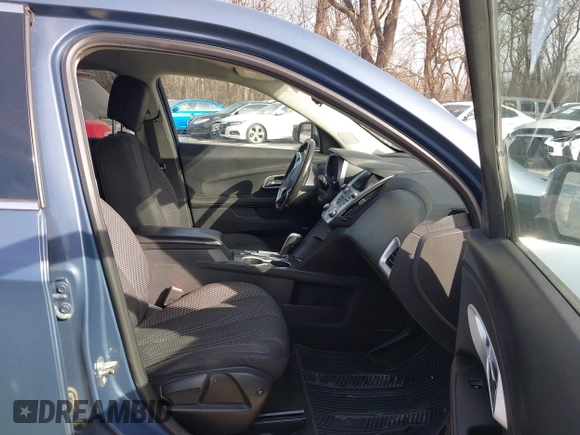 2012 Chevrolet Equinox LT w/1LT with VIN 2GNFLDE52C6207327, listed as a IAAI auction lot 41665731 with 251,318 mi miles. Bid and sale history available at carsss.com. Image 5.
