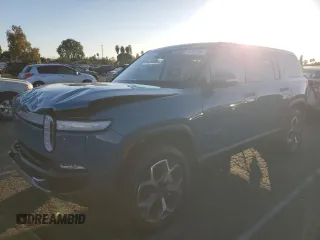 2023 Rivian R1S Adventure with VIN 7PDSGBBA7PN024128, listed as a Copart auction lot 81747104 with 8,444 mi miles and Salvage Title. Bid and sale history available at carsss.com. Image 1.