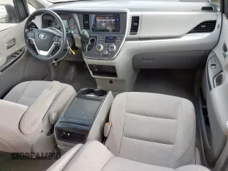 2017 Toyota Sienna LE Auto Access Seat with VIN 5TDKZ3DC5HS885101, listed as a Copart auction lot 59471975 with 117,696 mi miles and Salvage title. Bid and sale history available at DreamBid. Image 8.