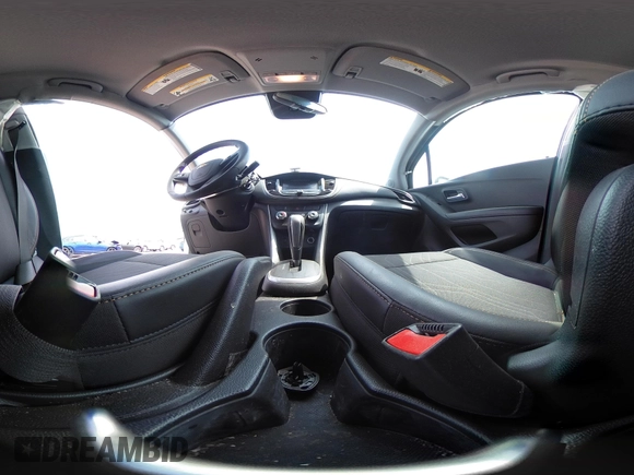 2021 Chevrolet Trax LT with VIN KL7CJPSM5MB369530, listed as a IAAI auction lot 42146885 with 21,906 mi miles and . Bid and sale history available at DreamBid. Image 18.