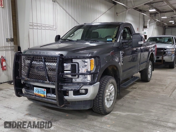 2017 Ford F-250 XLT with VIN 1FTBF2B61HEE65986, listed as a IAAI auction lot 42730673 with 60,739 mi miles and . Bid and sale history available at DreamBid. Image 7.