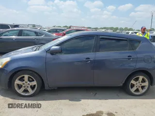 2009 Pontiac Vibe 1SB z VIN 5Y2SP670X9Z428888, wystawiony jako IAAI lot #42050932 z przebiegiem 201 929 mil mil oraz . Historia ofert i sprzedaży dostępna na DreamBid. Obrazek 14.