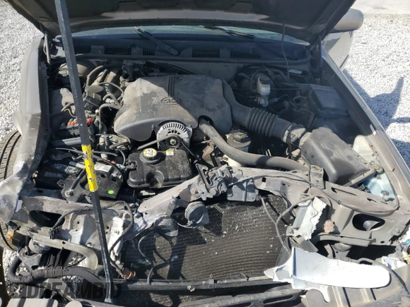 2002 Mercury Grand Marquis LS Premium with VIN 2MEFM75W42X656516, listed as a Copart auction lot 46897365 with 162,861 mi miles and Salvage Title. Bid and sale history available at DreamBid. Image 14.