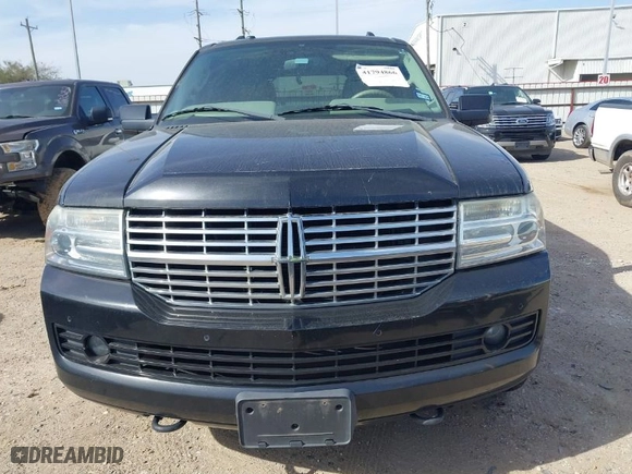 2013 Lincoln Navigator with VIN 5LMJJ2H5XDEL09294, listed as a IAAI auction lot 41794866 with 184,288 mi miles. Bid and sale history available at carsss.com. Image 6.