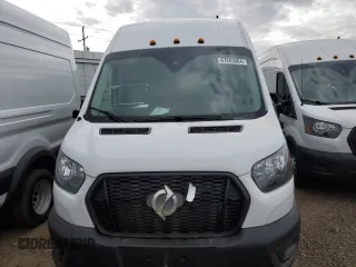 2022 Ford Transit Cargo with VIN 1FTRU8XG3NKA70813, listed as a Copart auction lot 67283004 with 81 mi miles and Clean Title. Bid and sale history available at DreamBid. Image 5.