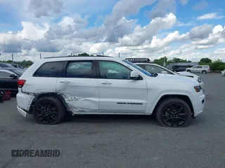 2020 Jeep Grand Cherokee Laredo E z VIN 1C4RJFAG8LC421003, wystawiony jako IAAI lot #42261449 z przebiegiem 36 224 mil mil oraz . Historia ofert i sprzedaży dostępna na DreamBid. Obrazek 13.