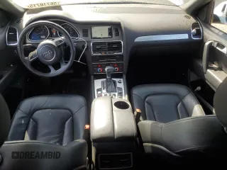 2015 Audi Q7 S line Prestige z VIN WA1DGAFEXFD006387, wystawiony jako Copart lot #56710715 z przebiegiem 193 449 mil mil oraz Szkoda całkowita • Salvage title. Historia ofert i sprzedaży dostępna na DreamBid. Obrazek 8.