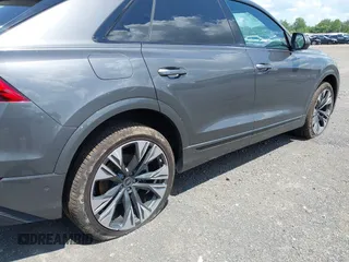 2024 Audi Q8 Premium Plus с VIN WA1BVBF19RD019586, выставлен на аукционе IAAI как лот 42746554 с пробегом 9 377 миль миль и . История ставок и продаж доступна на DreamBid. Изображение 6.