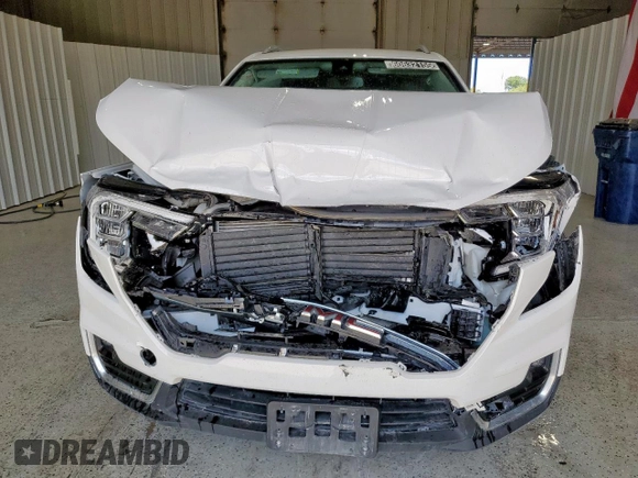2023 GMC Terrain SLT with VIN 3GKALVEG2PL186673, listed as a Copart auction lot 60632155 with 46,751 mi miles and Clean title. Bid and sale history available at DreamBid. Image 5.