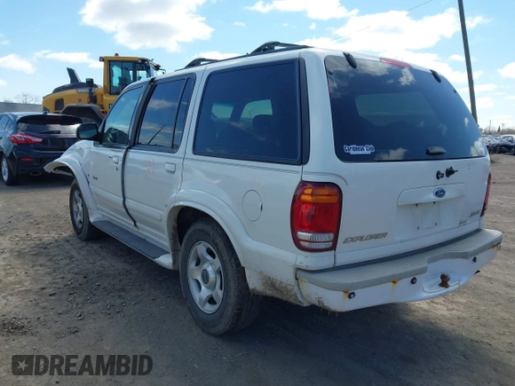 2000 Ford Explorer z VIN 1FMZU85P3YZA94717, wystawiony jako IAAI lot #42029041 z przebiegiem 218 304 mil mil oraz . Historia ofert i sprzedaży dostępna na DreamBid. Obrazek 3.