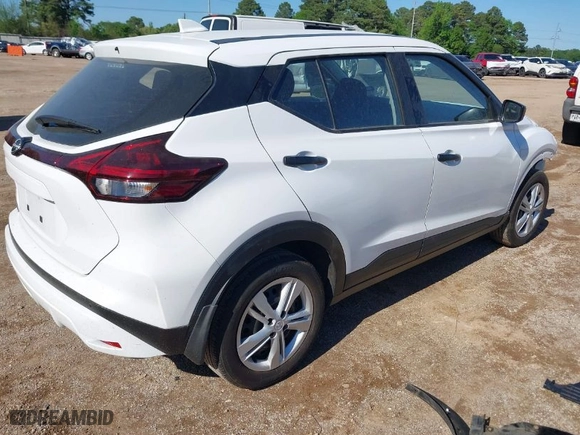 2024 Nissan Kicks S with VIN 3N1CP5BV1RL579873, listed as a IAAI auction lot 41971447 with 19,295 mi miles. Bid and sale history available at carsss.com. Image 4.