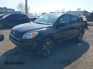 2008 Toyota RAV4 with VIN JTMBD33V486054738, listed as a IAAI auction lot 41811127 with 137,946 mi miles. Bid and sale history available at carsss.com. Image 2.