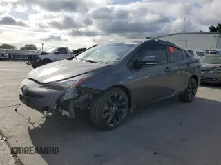 2018 Toyota Prius Two z VIN JTDKARFU7J3545438, wystawiony jako Copart lot #54608925 z przebiegiem 187 335 mil mil oraz Szkoda całkowita • Salvage title. Historia ofert i sprzedaży dostępna na DreamBid. Obrazek 1.