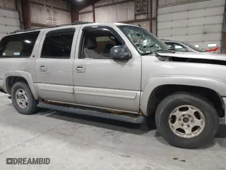2006 Chevrolet Suburban LT with VIN 1GNFK16Z86J176787, listed as a IAAI auction lot 41983946 with 232,131 mi miles. Bid and sale history available at carsss.com. Image 13.