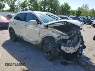 2018 Lincoln MKC Reserve with VIN 5LMTJ3DH2JUL15106, listed as a Copart auction lot 58616205 with 65,662 mi miles and Salvage title. Bid and sale history available at DreamBid. Image 4.