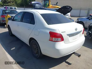 2008 Toyota Yaris с VIN JTDBT923X84023902, выставлен на аукционе IAAI как лот 42327358 с пробегом 321 696 миль миль и . История ставок и продаж доступна на DreamBid. Изображение 3.