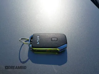 2025 Kia Seltos S z VIN KNDEUCAA1S7740380, wystawiony jako IAAI lot #41735876 z przebiegiem 367 mil mil oraz . Historia ofert i sprzedaży dostępna na DreamBid. Obrazek 11.