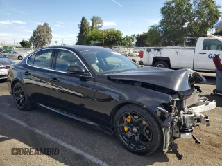 2019 Alfa Romeo Giulia Sport with VIN ZARFAMAN7K7621308, listed as a Copart auction lot 75703084 with 31,090 mi miles and Salvage Title. Bid and sale history available at carsss.com. Image 4.