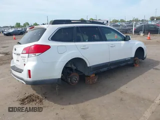 2012 Subaru Outback Limited с VIN 4S4BRBKC3C3207658, выставлен на аукционе IAAI как лот 42004494 с пробегом 138 698 миль миль и . История ставок и продаж доступна на DreamBid. Изображение 4.