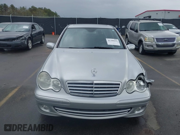 2005 Mercedes-Benz C 240 with VIN WDBRF81J45F690480, listed as a IAAI auction lot 41780633 with 150,147 mi miles and . Bid and sale history available at DreamBid. Image 12.