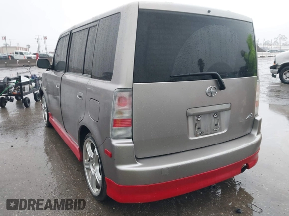 2005 Scion xB z VIN JTLKT324250181812, wystawiony jako IAAI lot #41738739 z przebiegiem 177 951 mil mil oraz . Historia ofert i sprzedaży dostępna na DreamBid. Obrazek 3.