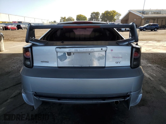 2001 Toyota Celica GT z VIN JTDDR32TX10093188, wystawiony jako Copart lot #56589435 z przebiegiem 134 624 mil mil oraz Szkoda całkowita • Salvage title. Historia ofert i sprzedaży dostępna na DreamBid. Obrazek 6.