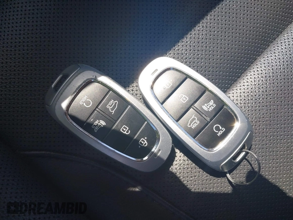 2023 Hyundai Tucson SEL with VIN 5NMJFCAE0PH199415, listed as a IAAI auction lot 42581112 with 29,752 mi miles and . Bid and sale history available at DreamBid. Image 11.