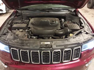 2019 Jeep Grand Cherokee Limited with VIN 1C4RJFBG4KC608719, listed as a IAAI auction lot 42462411 with 86,931 mi miles and . Bid and sale history available at DreamBid. Image 10.