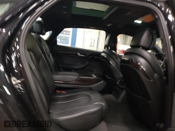 2014 Audi A8 3.0T z VIN WAURGAFD1EN009932, wystawiony jako Copart lot #84607914 z przebiegiem 87 981 mil mil oraz Szkoda całkowita • Salvage title. Historia ofert i sprzedaży dostępna na DreamBid. Obrazek 10.