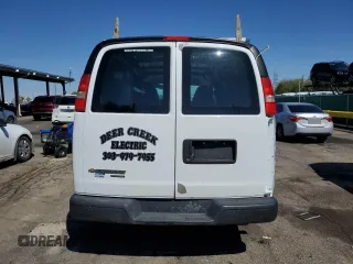 2012 Chevrolet Express Cargo z VIN 1GCWGFCA1C1193688, wystawiony jako Copart lot #54392185 z przebiegiem 133 617 mil mil oraz Szkoda całkowita • Salvage title. Historia ofert i sprzedaży dostępna na DreamBid. Obrazek 6.