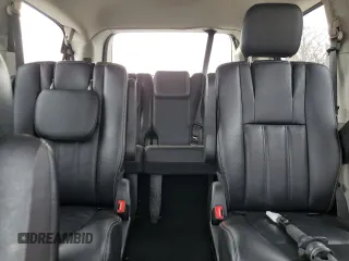 2016 Chrysler Town & Country Touring with VIN 2C4RC1BG0GR292229, listed as a Copart auction lot 66702584 with 118,976 mi miles and Salvage Title. Bid and sale history available at DreamBid. Image 10.