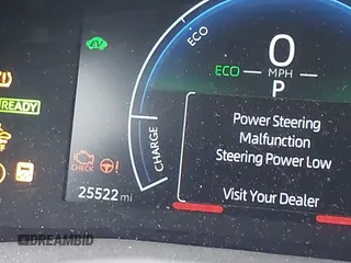 2025 Toyota Camry LE z VIN 4T1DAACK8SU029853, wystawiony jako IAAI lot #41813312 z przebiegiem 25 522 mil mil oraz . Historia ofert i sprzedaży dostępna na DreamBid. Obrazek 16.