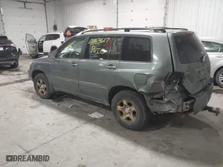 2005 Toyota Highlander with VIN JTEHD21A650033792, listed as a IAAI auction lot 41483617 with 246,068 mi miles. Bid and sale history available at carsss.com. Image 3.