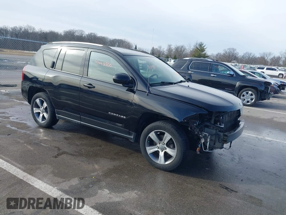 2016 Jeep Compass Latitude with VIN 1C4NJCEA5GD803959, listed as a IAAI auction lot 41443900 with 97,916 mi miles and . Bid and sale history available at DreamBid. Image 1.