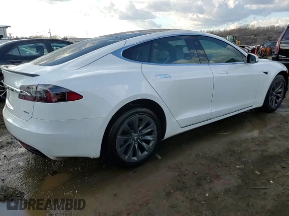 2017 Tesla Model S 100D с VIN 5YJSA1E26HF212985, выставлен на аукционе Copart как лот 46702705 с пробегом 58 179 миль миль и Списание • Salvage title. История ставок и продаж доступна на DreamBid. Изображение 13.