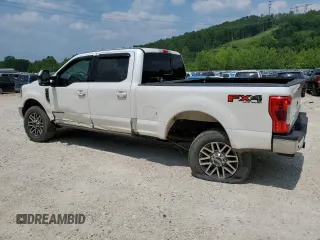 2018 Ford F-250 XL with VIN 1FT7W2BT7JEB87984, listed as a Copart auction lot 59357515 with 150,153 mi miles and Salvage title. Bid and sale history available at DreamBid. Image 2.