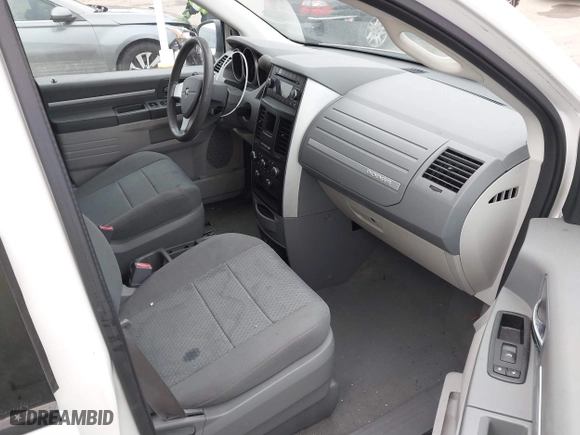 2010 Dodge Grand Caravan SE with VIN 2D4RN4DE4AR377480, listed as a IAAI auction lot 41732512 with 137,096 mi miles. Bid and sale history available at carsss.com. Image 5.